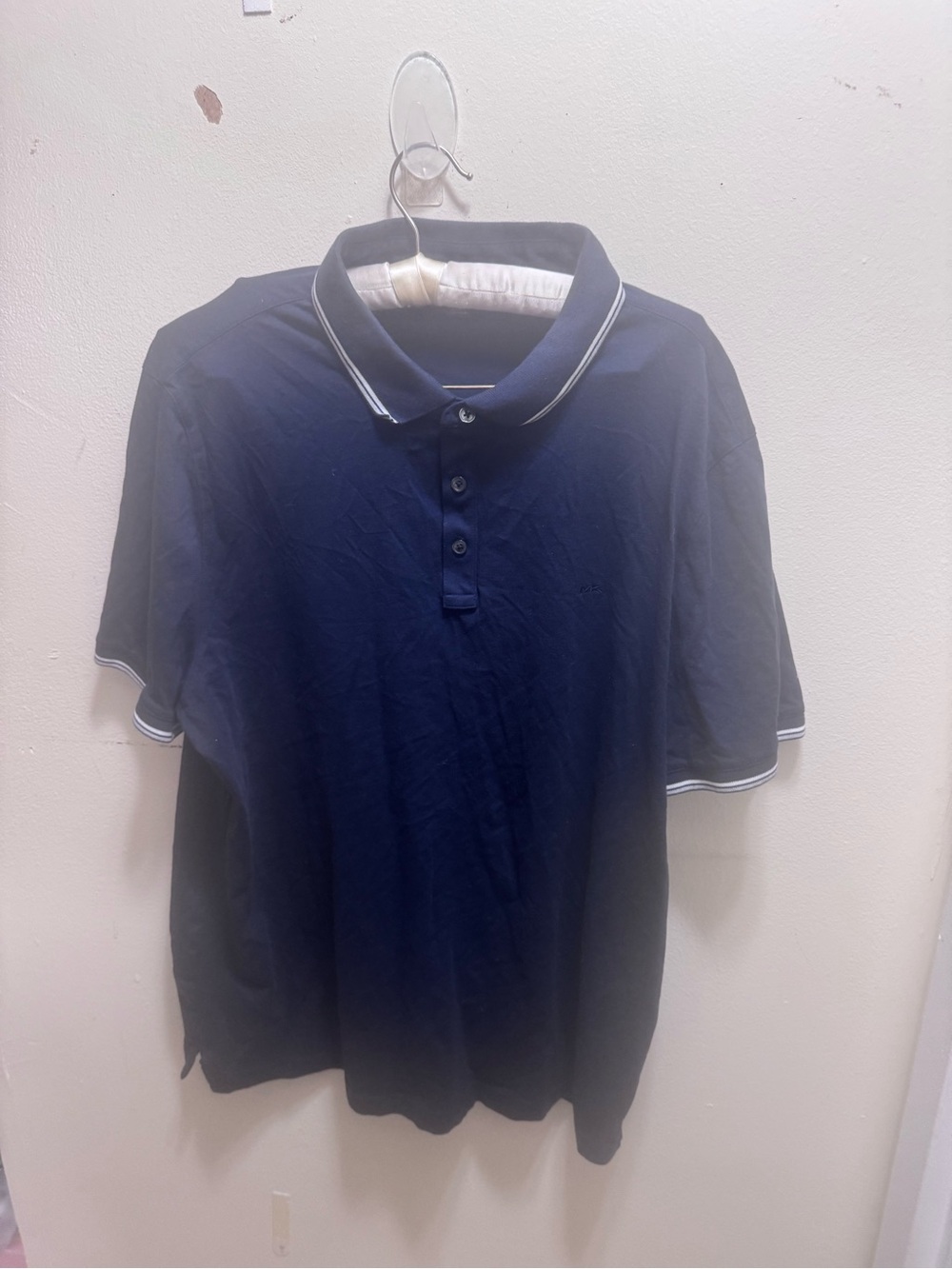 Michael Kors Navy Polo with White Contrast Trim size XL